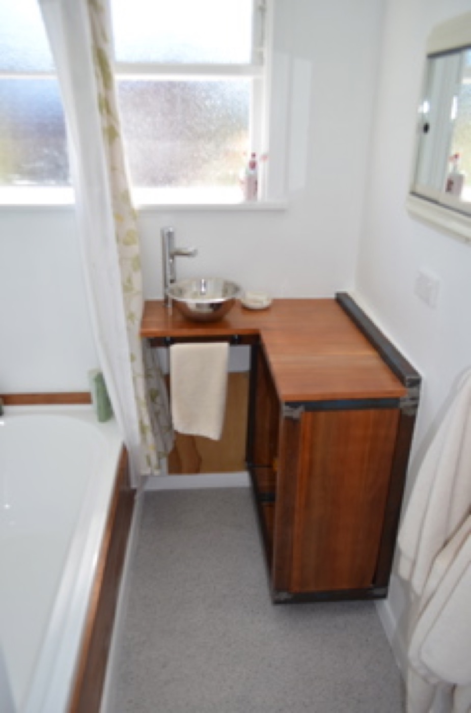 Custom bathroom vanity, NZ