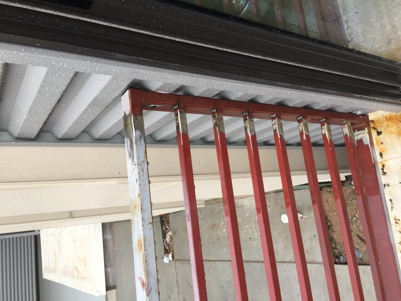 Red powder-coat commercial rail